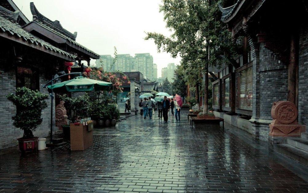 南宁青秀山向日葵花田成网红打卡点，南宁网红打卡地还有哪里？